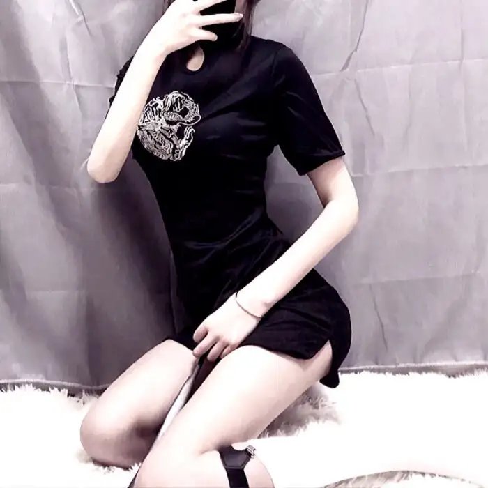 海边的白房子